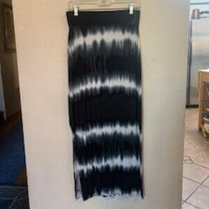 a.n.a. Maxi Tie Dyed Skirt